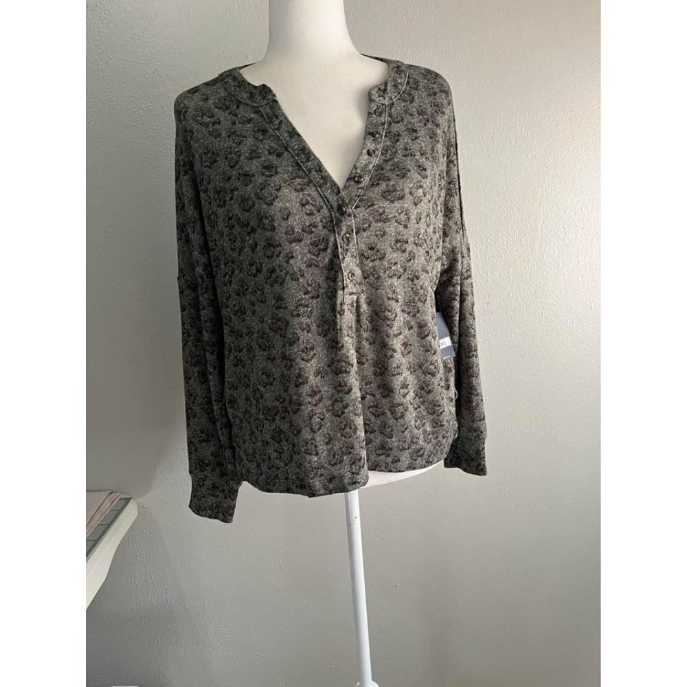 Lucky Brand cheetah print knit button up shirt size small